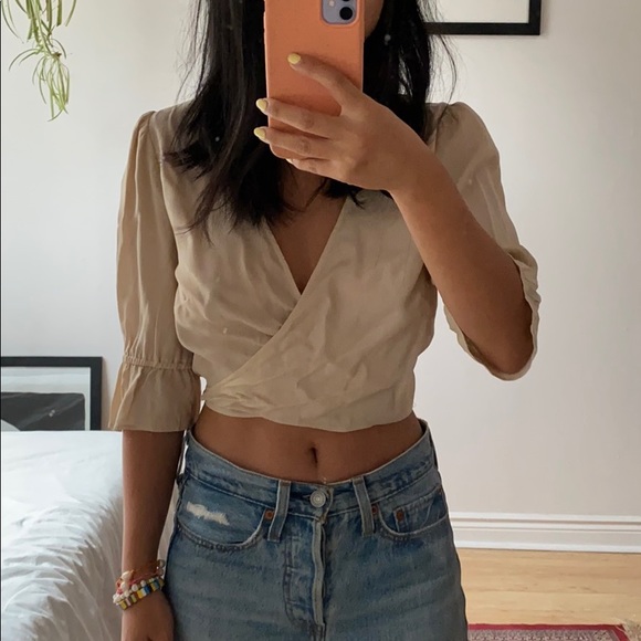 Reformation wrap top - Picture 2 of 6